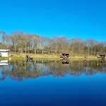 4 Person In Hovborg-by Traum