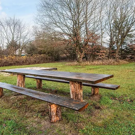 4 Person In Hovborg-by Traum بيت للعطل Hovborg